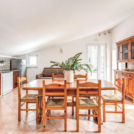 Villa Carteni Countryside Elegance Views And Guest Services *
