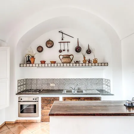 Villa Carteni Countryside Elegance Views And Guest Services