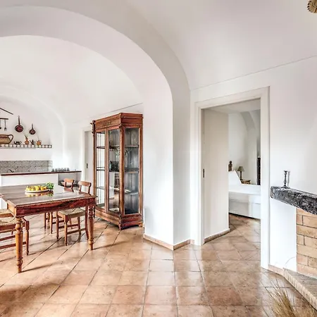 Villa Carteni Countryside Elegance Views And Guest Services