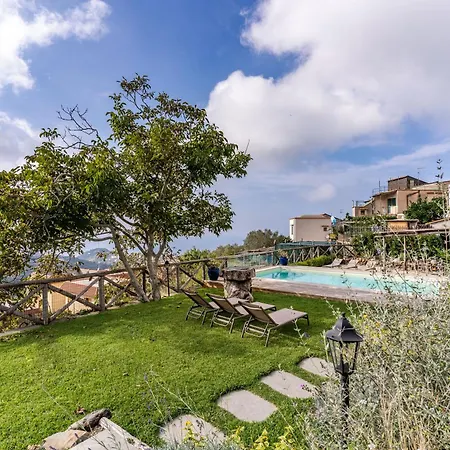 Carteni Countryside Elegance Views And Guest Services *