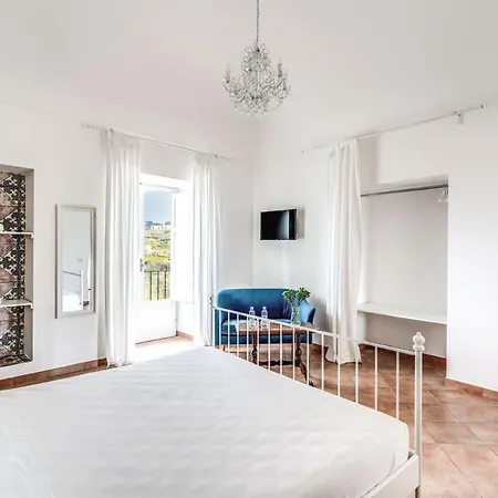 Carteni Countryside Elegance Views And Guest Services *