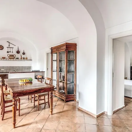 Carteni Countryside Elegance Views And Guest Services *